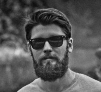 Еугене Озеров