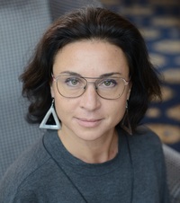 Юлия Сахарова