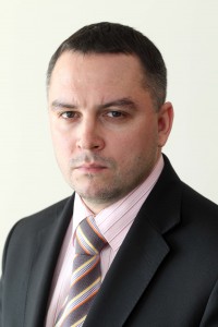 Александр Лавров